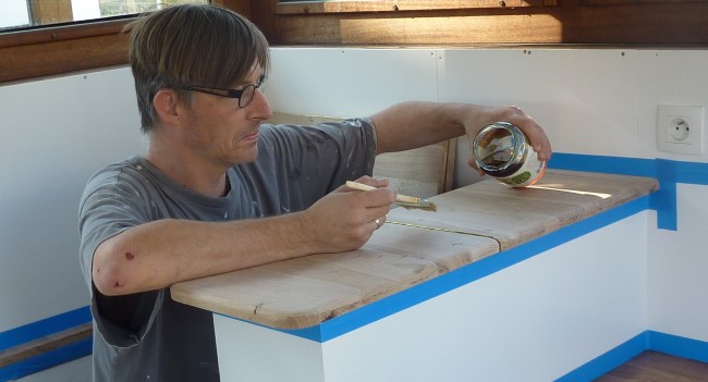 huile preparation pour proteger embellir le bois